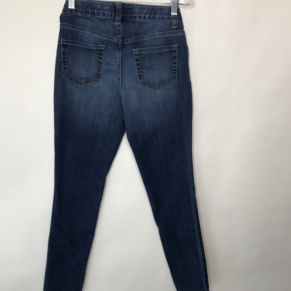 Cherokee Jeans - Picture 2 of 4